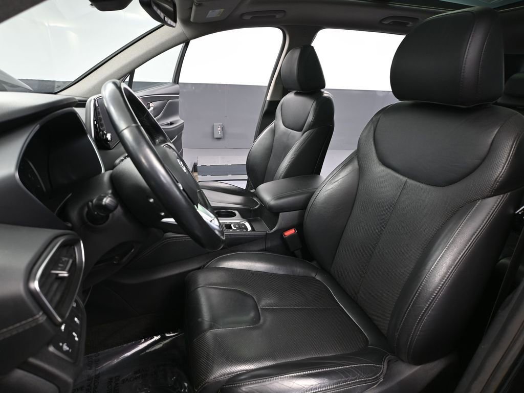 Used 2020 Hyundai Santa Fe Limited image 24