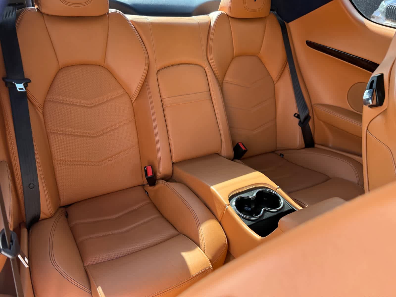 Used 2014 Maserati GranTurismo Sport RWD image 23