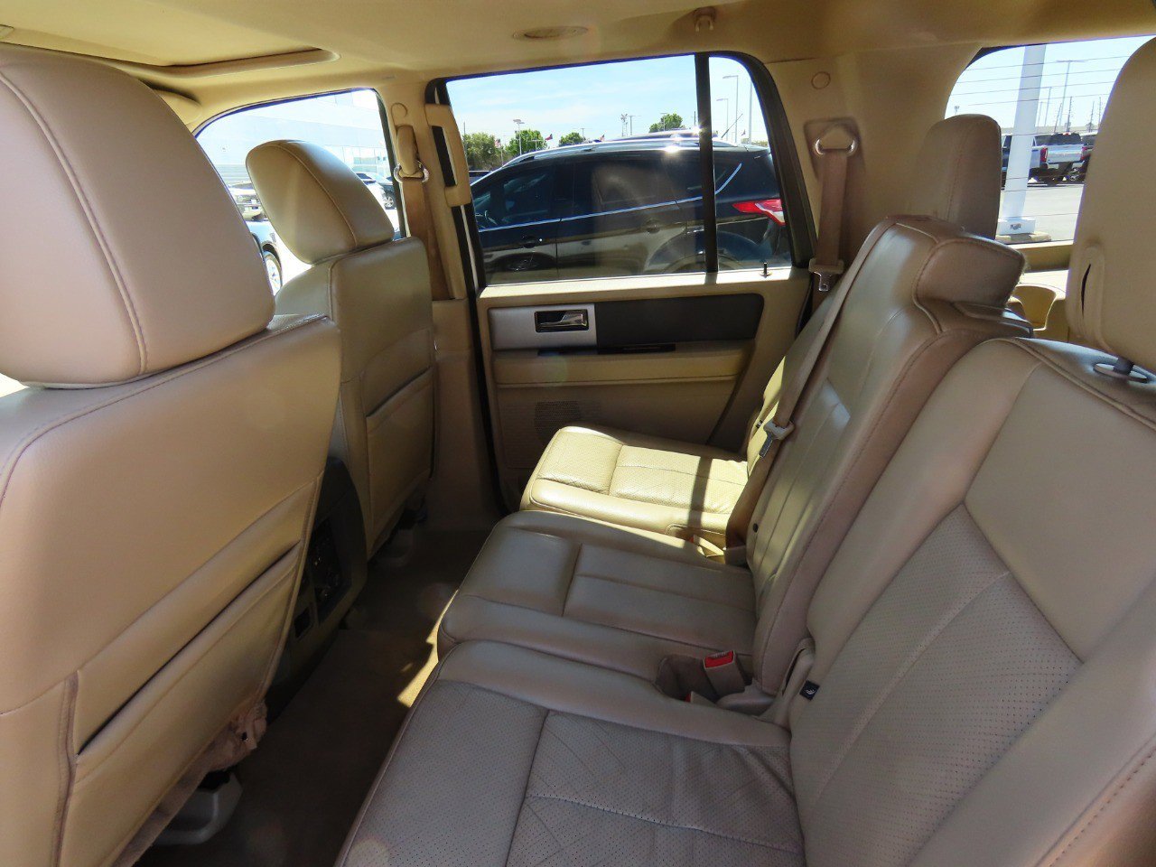 Used 2013 Ford Expedition EL XLT image 22