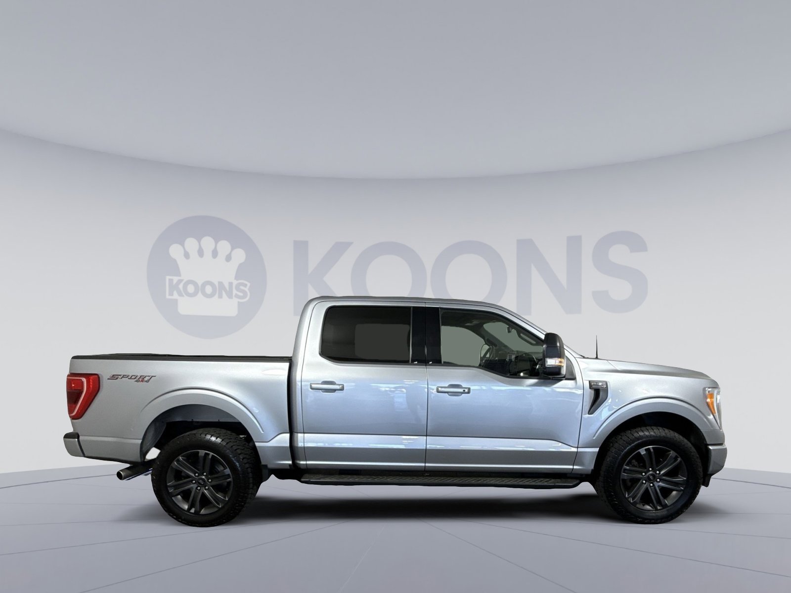 Used 2022 Ford F150 XLT w/ Equipment Group 302A High image 8