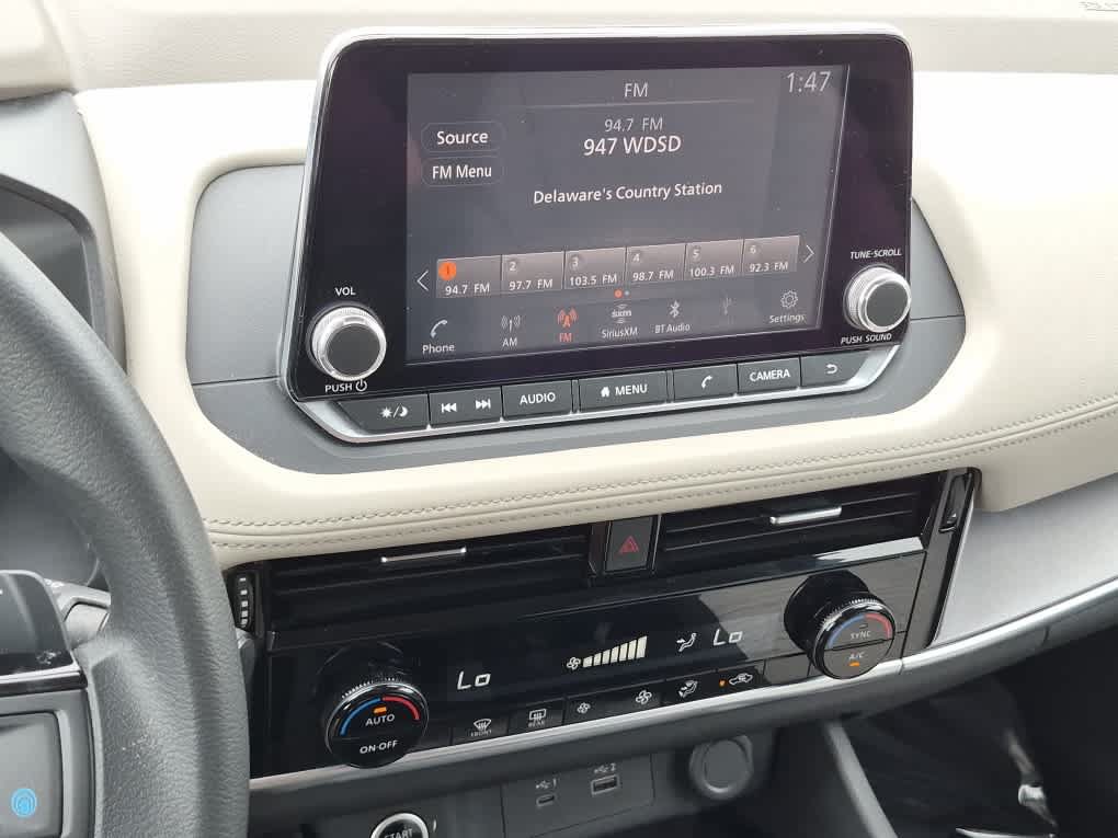 Used 2021 Nissan Rogue SV AWD/4WD image 13