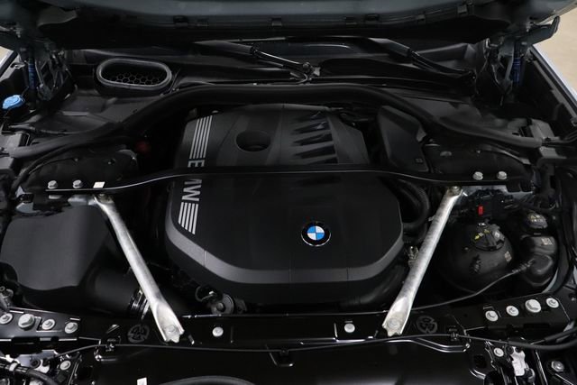 Used 2026 BMW 740i xDrive AWD/4WD image 27