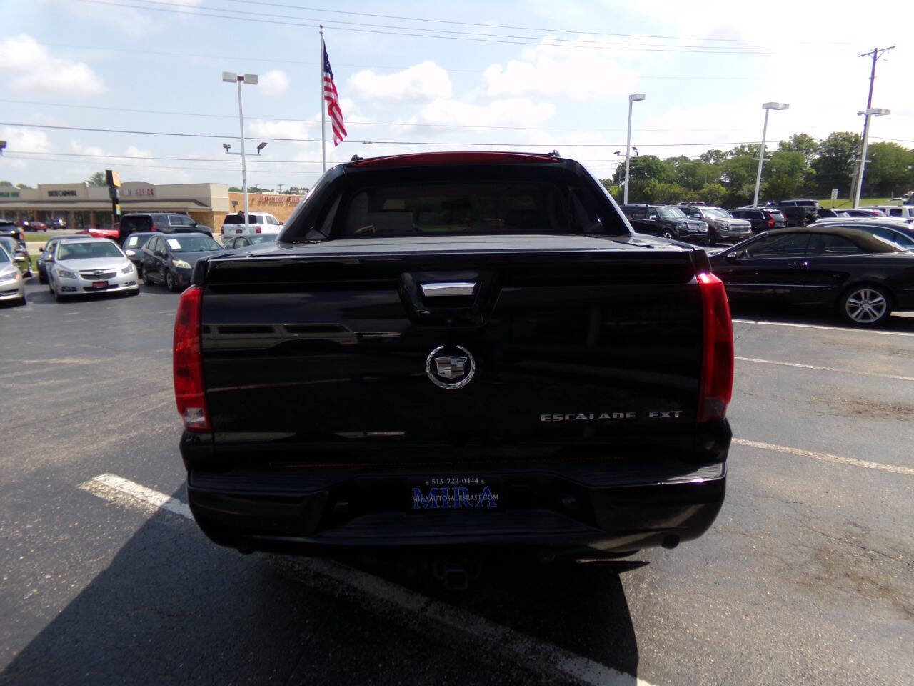 Used 2008 Cadillac Escalade EXT AWD/4WD image 3