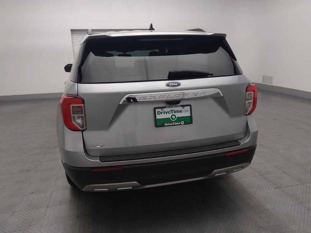 Used 2024 Ford Explorer XLT w/ Equipment Group 202A image 6