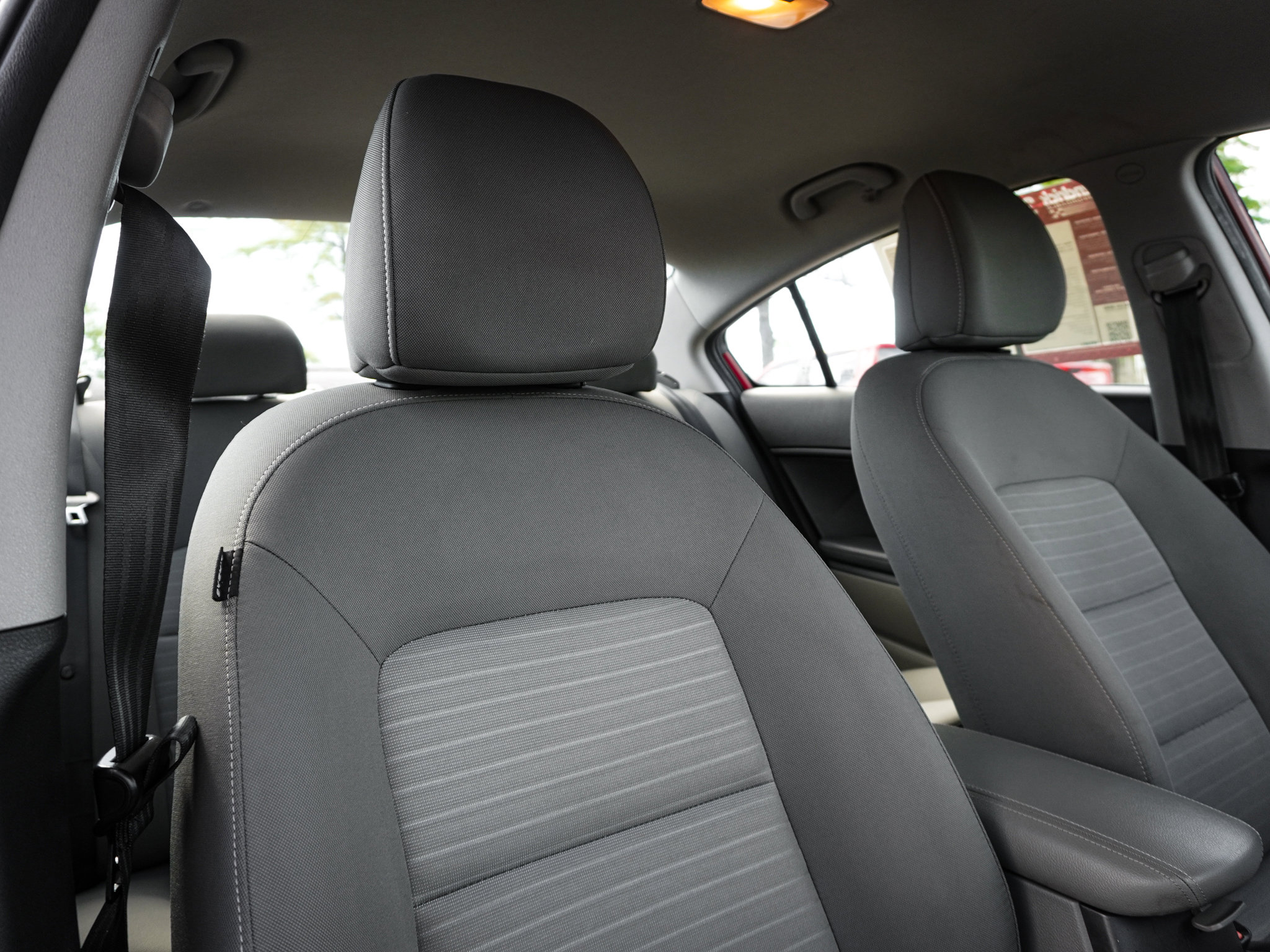 Used 2014 Kia Forte EX image 33