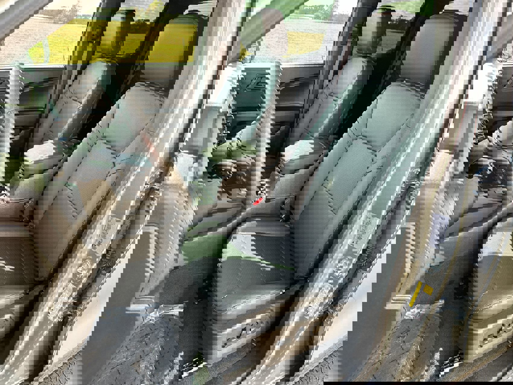 Certified 2024 Chevrolet Colorado Trail Boss w/ Technology Package image 11