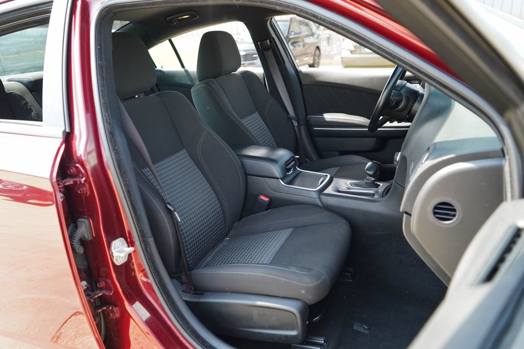 Used 2023 Dodge Charger SXT RWD image 13