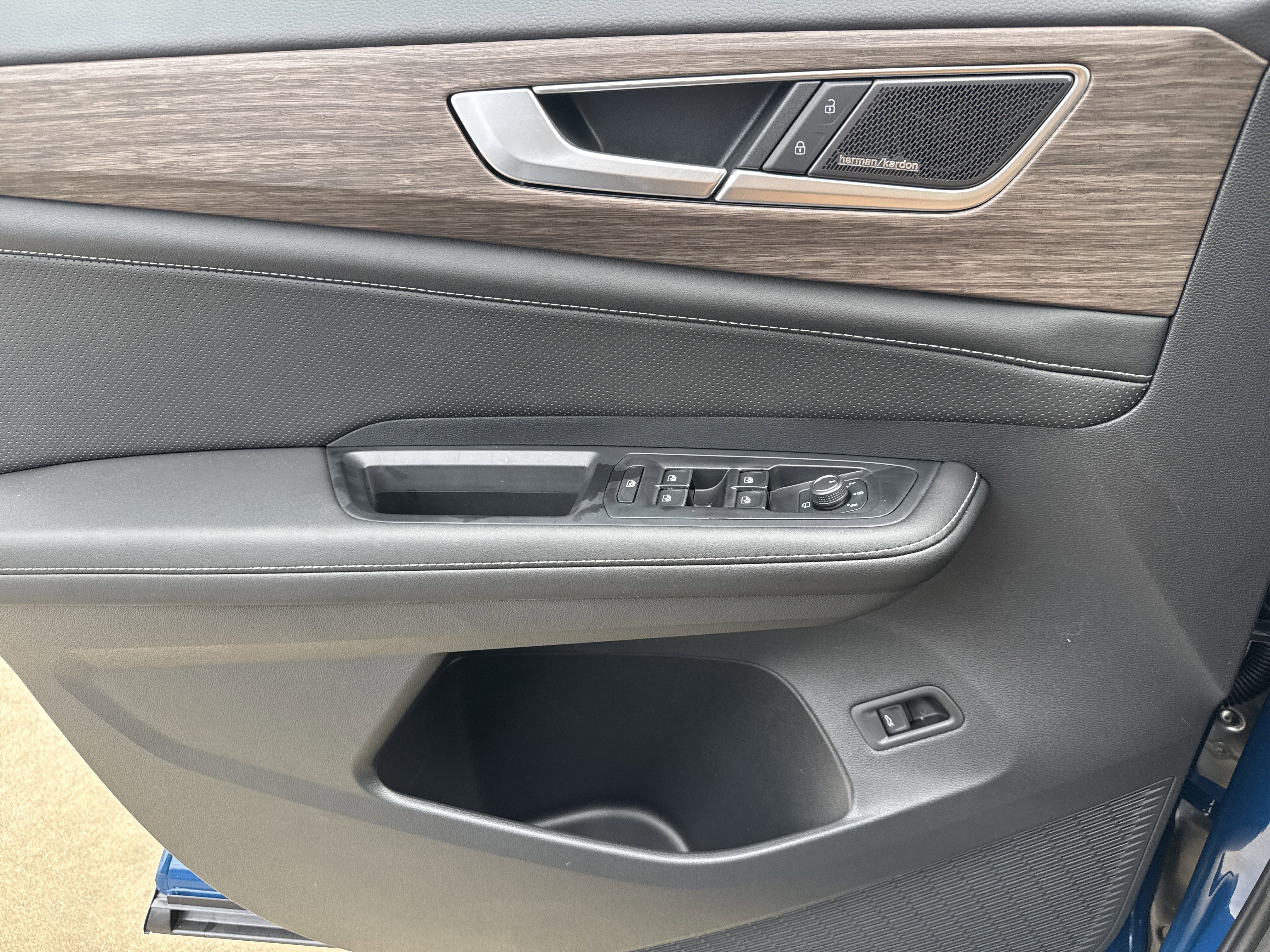 New 2026 Volkswagen Atlas SEL Premium R-Line image 8