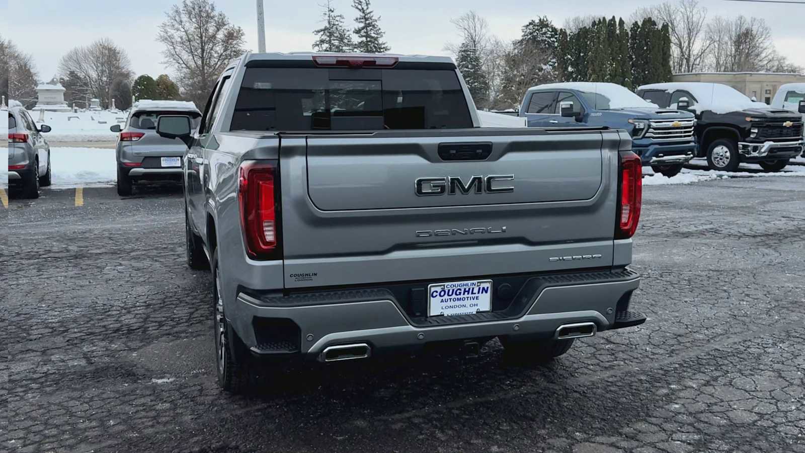 Certified 2025 GMC Sierra 1500 Denali Ultimate AWD/4WD image 7