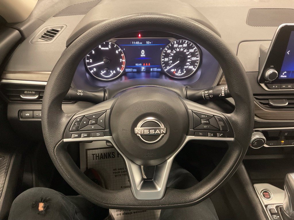 Used 2024 Nissan Altima 2.5 SV FWD image 21