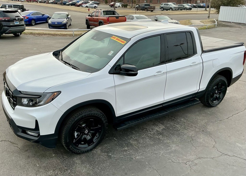 Used 2025 Honda Ridgeline Black Edition image 5