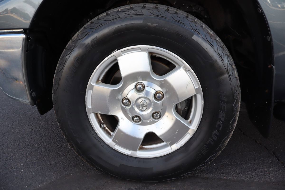 Used 2010 Toyota Tundra 4x4 CrewMax image 42