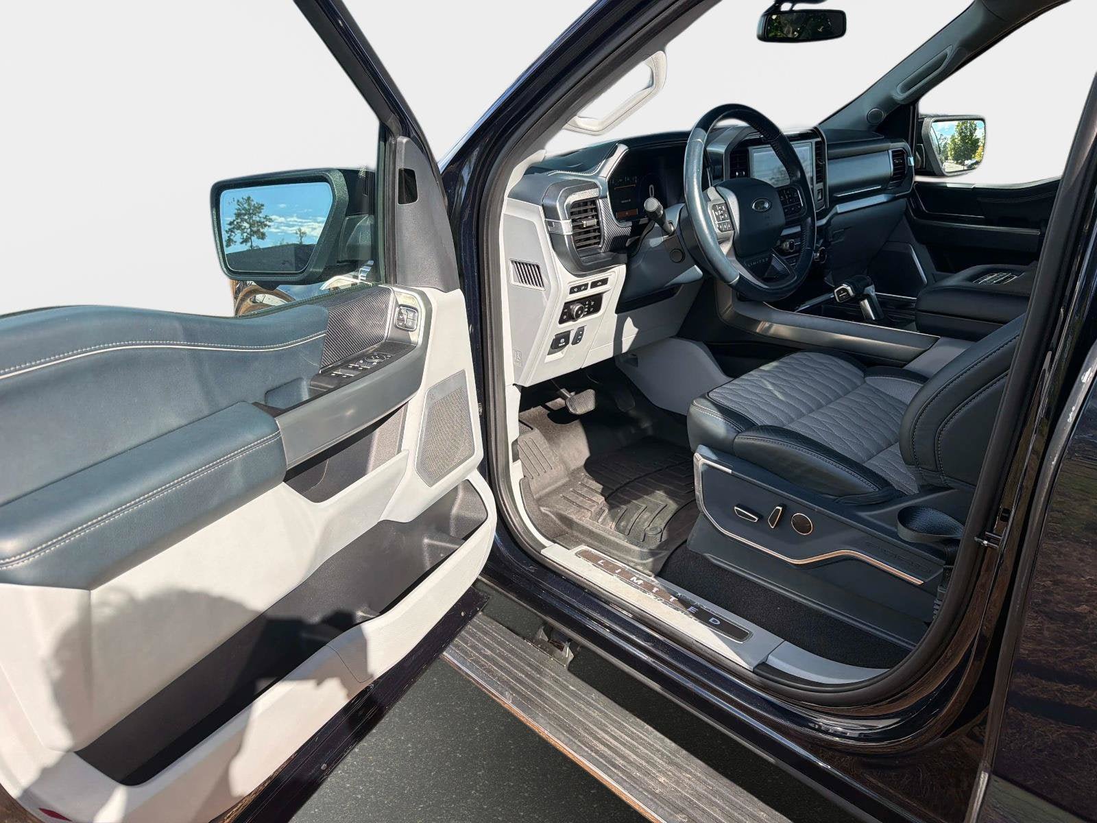 Used 2023 Ford F150 Limited AWD/4WD image 18