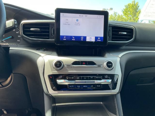 Used 2021 Ford Explorer XLT w/ Equipment Group 202A AWD/4WD image 25