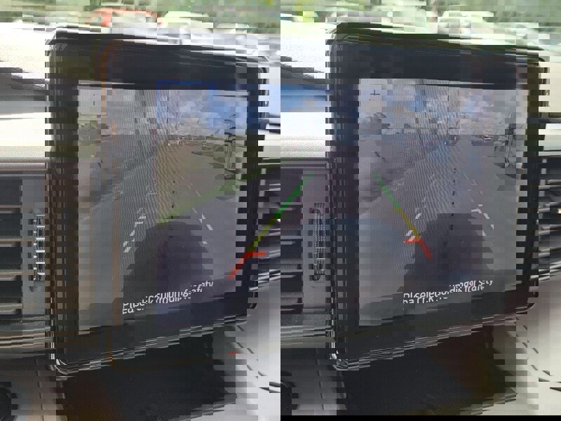 Used 2023 Ford Explorer XLT image 20