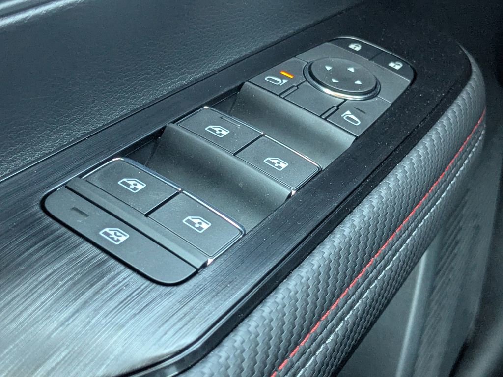 New 2026 Nissan Kicks SR w/ Illumination Package image 20