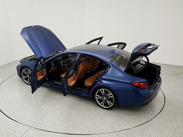 Used 2021 BMW M550i xDrive w/ Dynamic Handling Package image 42