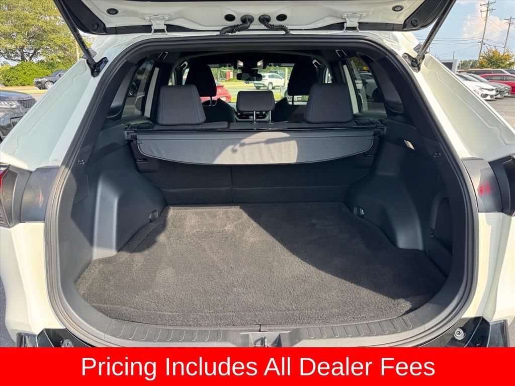 Used 2022 Toyota RAV4 SE AWD/4WD image 10