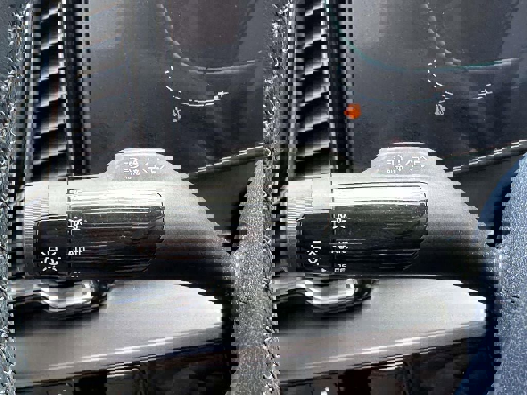 Certified 2023 Kia Sportage EX w/ EX Premium Package image 27