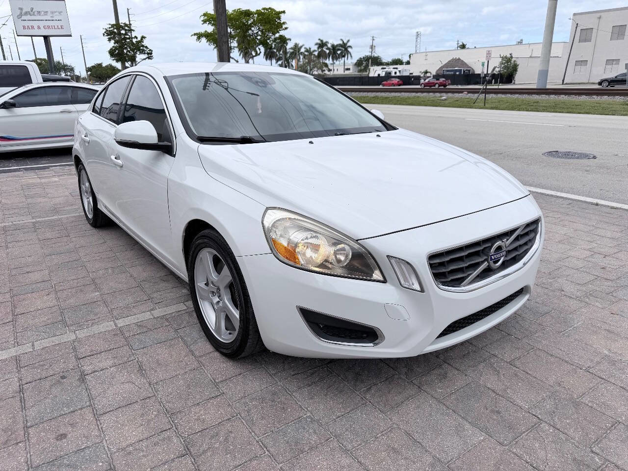 Used 2012 Volvo S60 T5 image 4