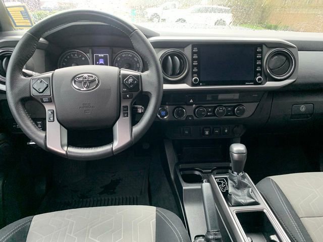 Used 2021 Toyota Tacoma TRD Sport image 14