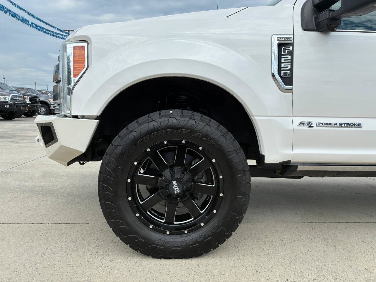 Used 2018 Ford F250 Platinum w/ Platinum Ultimate Package AWD/4WD image 7