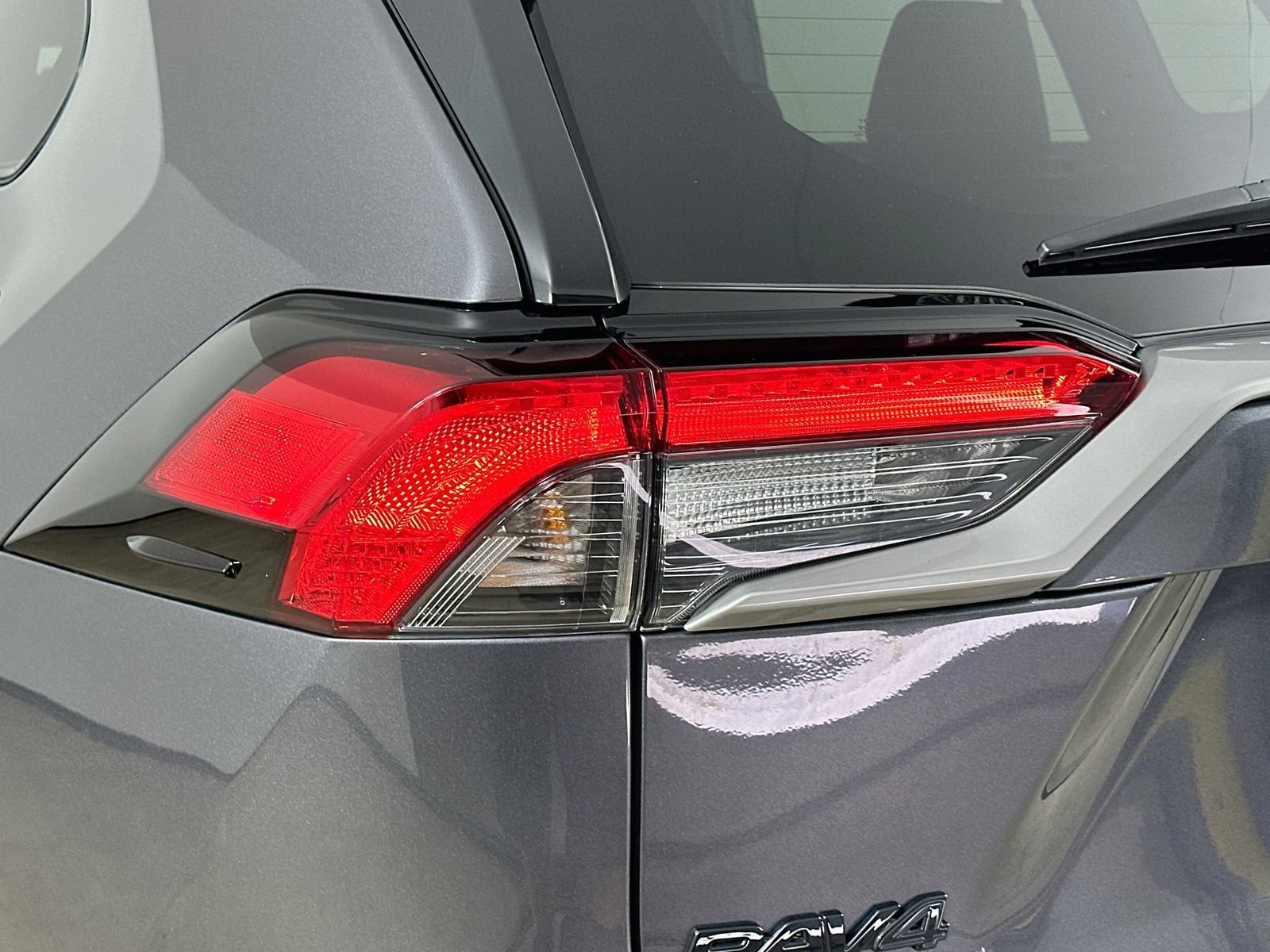 Used 2024 Toyota RAV4 XSE w/ Weather Package AWD/4WD image 12