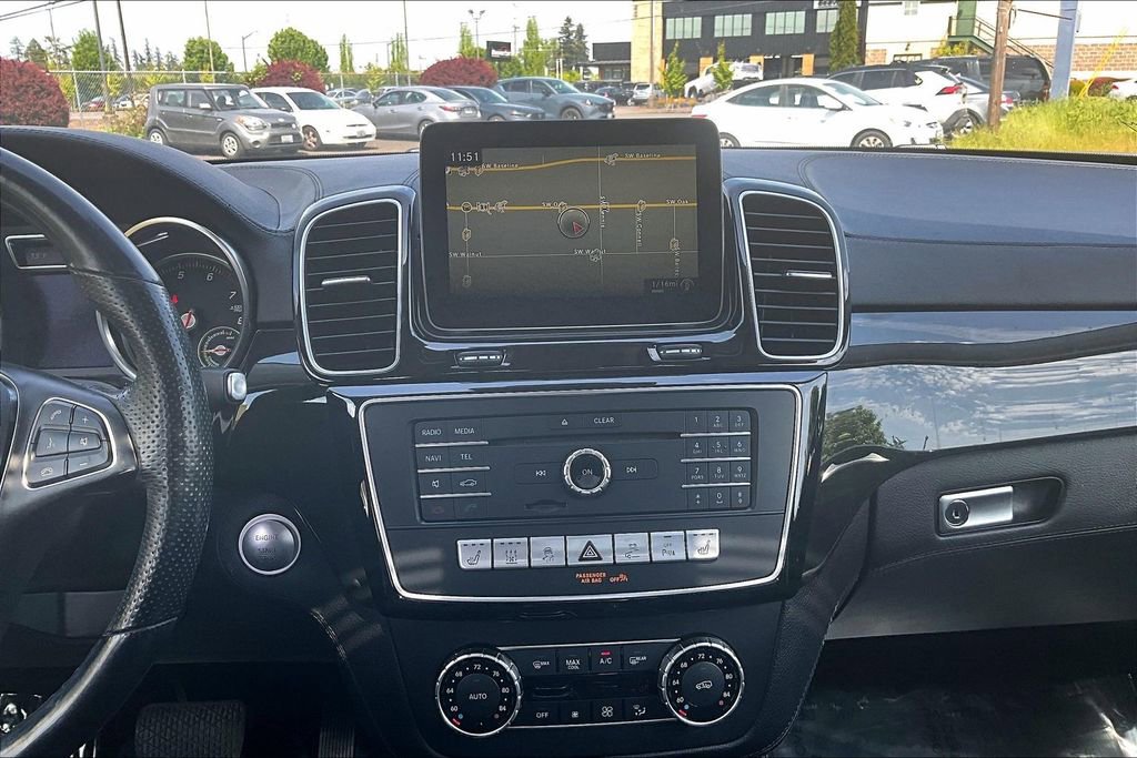 Used 2017 Mercedes-Benz GLE 550e image 8