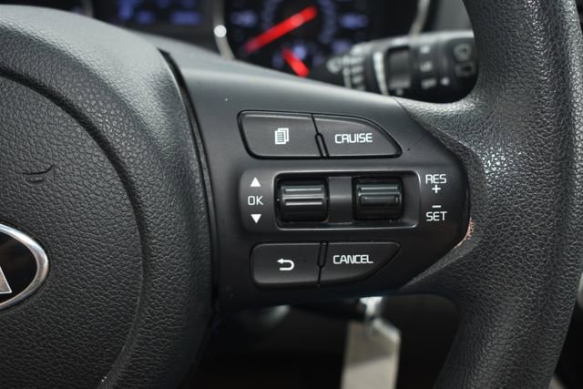 Used 2019 Kia Sedona LX image 22