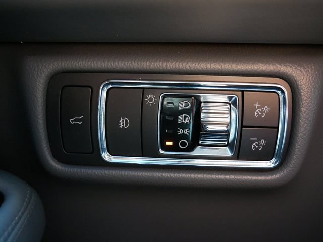 Used 2021 Lincoln Aviator Reserve w/ Elements Package Plus AWD/4WD image 18