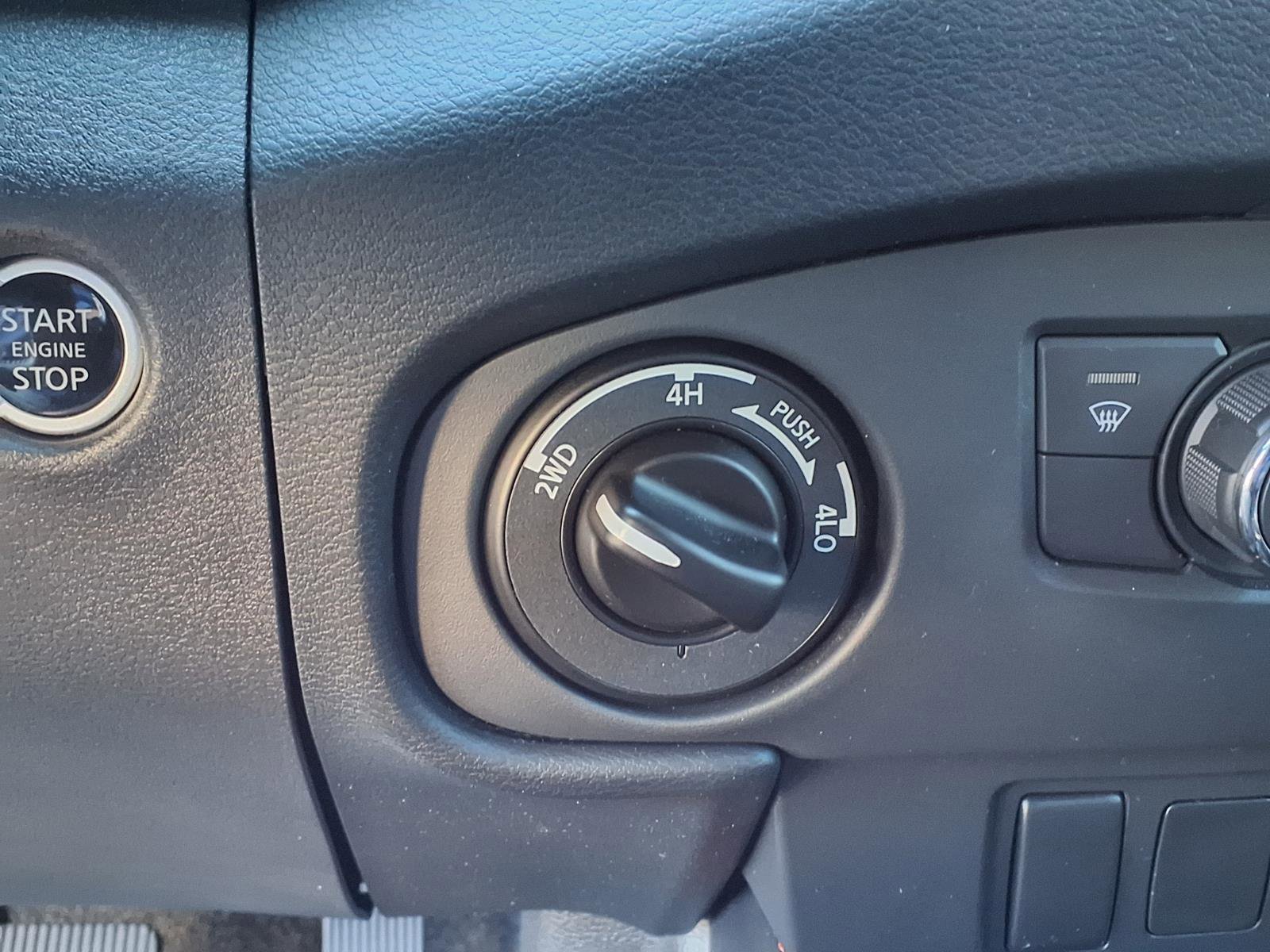 Used 2024 Nissan Frontier PRO-4X w/ Off-Road Protection Package image 17