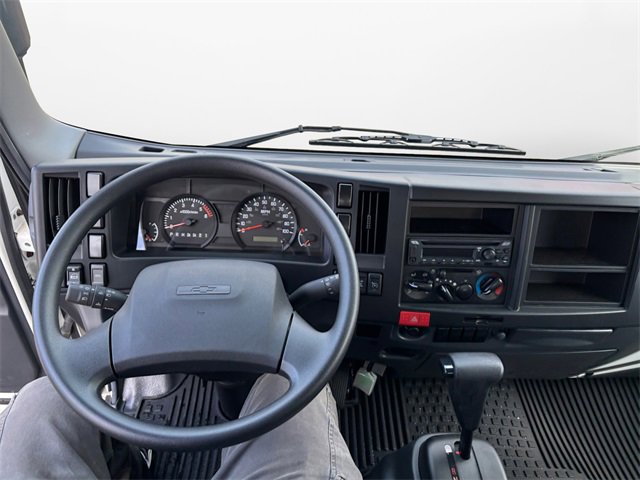 Used 2024 Chevrolet Low Cab Forward image 2