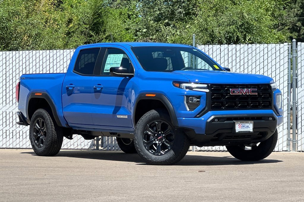 New 2025 GMC Canyon Elevation w/ Convenience Package video 2