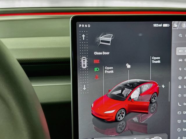 Used 2025 Tesla Model 3 Performance AWD/4WD image 15