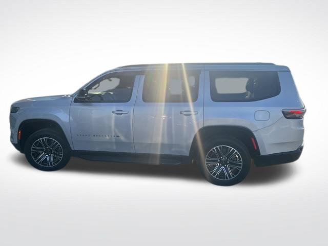 Used 2026 Jeep Grand Wagoneer 2WD w/ Premium Group I image 6