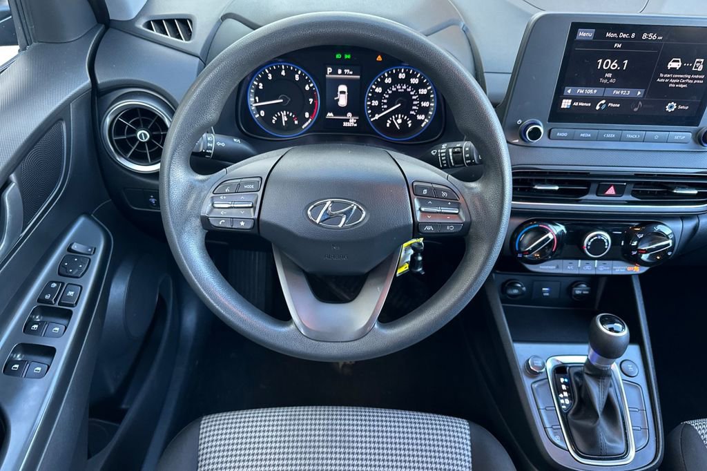 Used 2023 Hyundai Kona SE image 15