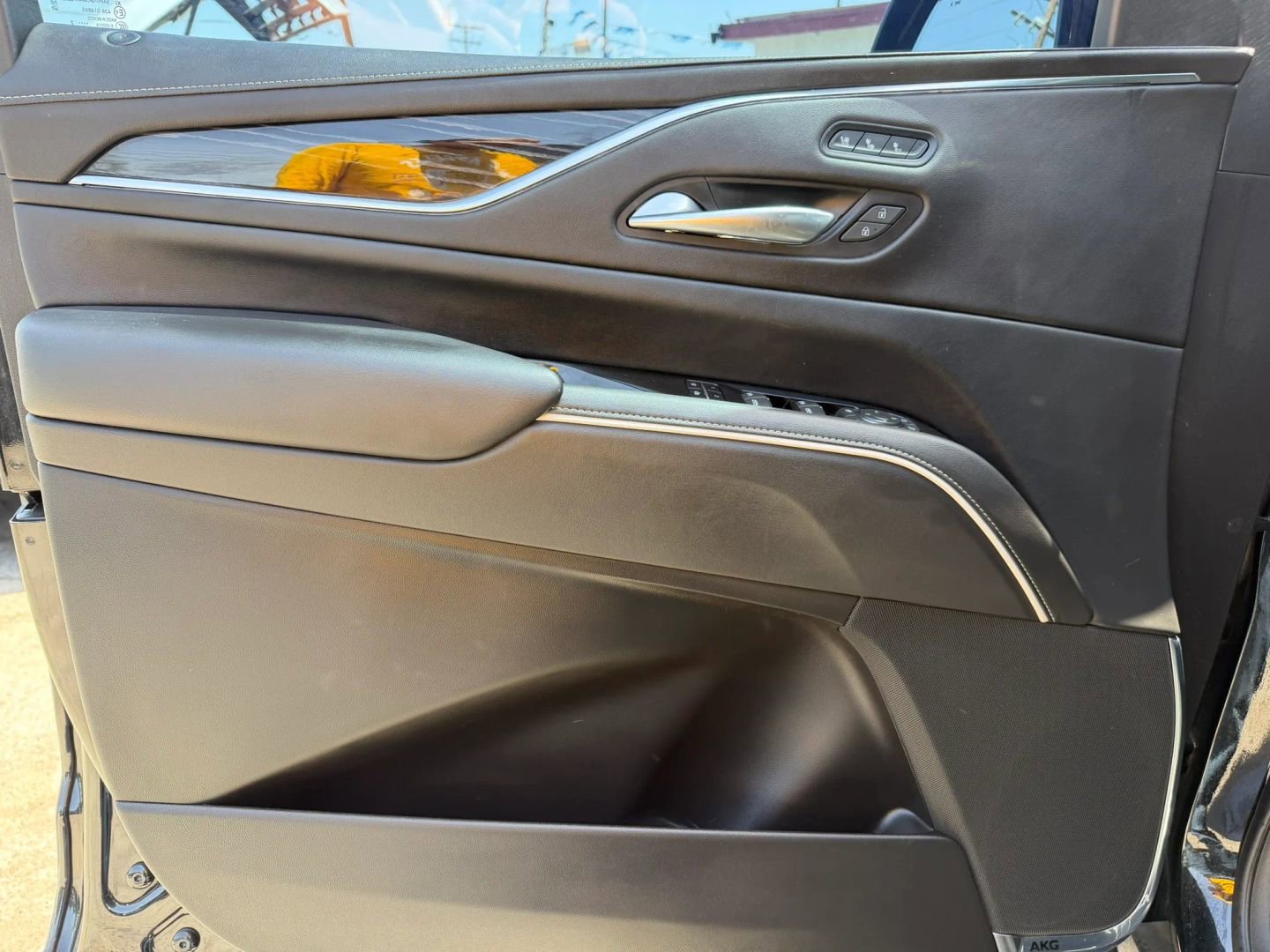 Used 2022 Cadillac Escalade Sport RWD image 9