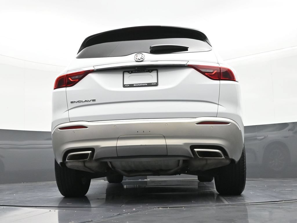 Used 2022 Buick Enclave Premium FWD image 23