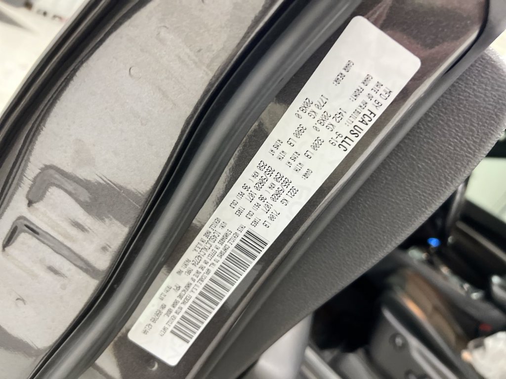 Used 2020 Dodge Durango R/T AWD/4WD image 29