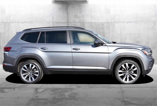 Certified 2022 Volkswagen Atlas SE image 5