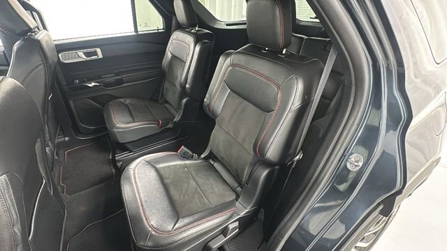 Used 2023 Ford Explorer ST-Line w/ Class IV Trailer Tow Package image 12