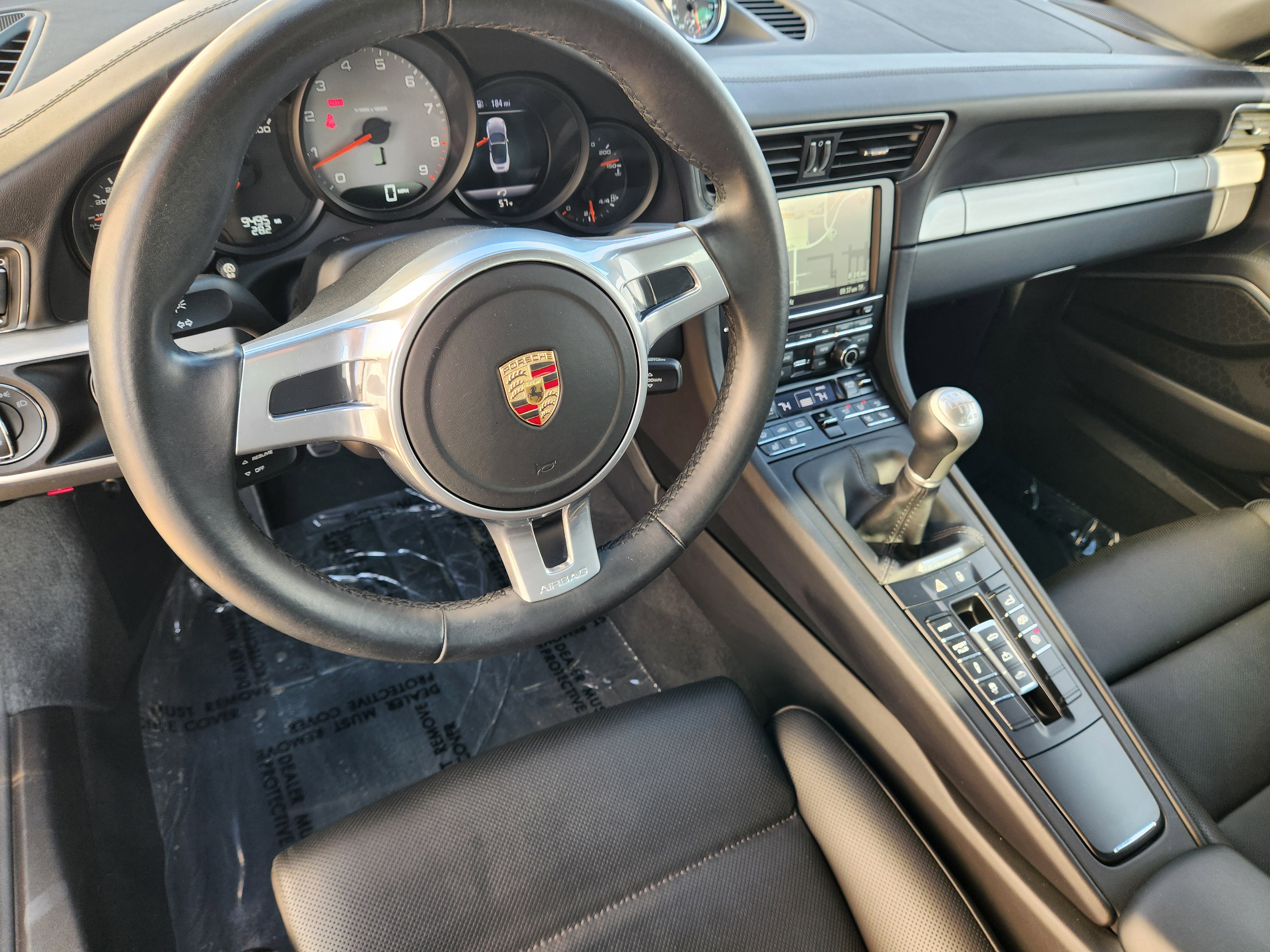 Used 2015 Porsche 911 Carrera 4S image 27