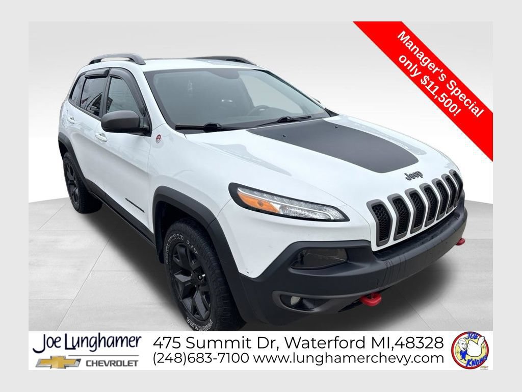 Used 2016 Jeep Cherokee Trailhawk w/ Comfort/Convenience Group AWD/4WD image 1