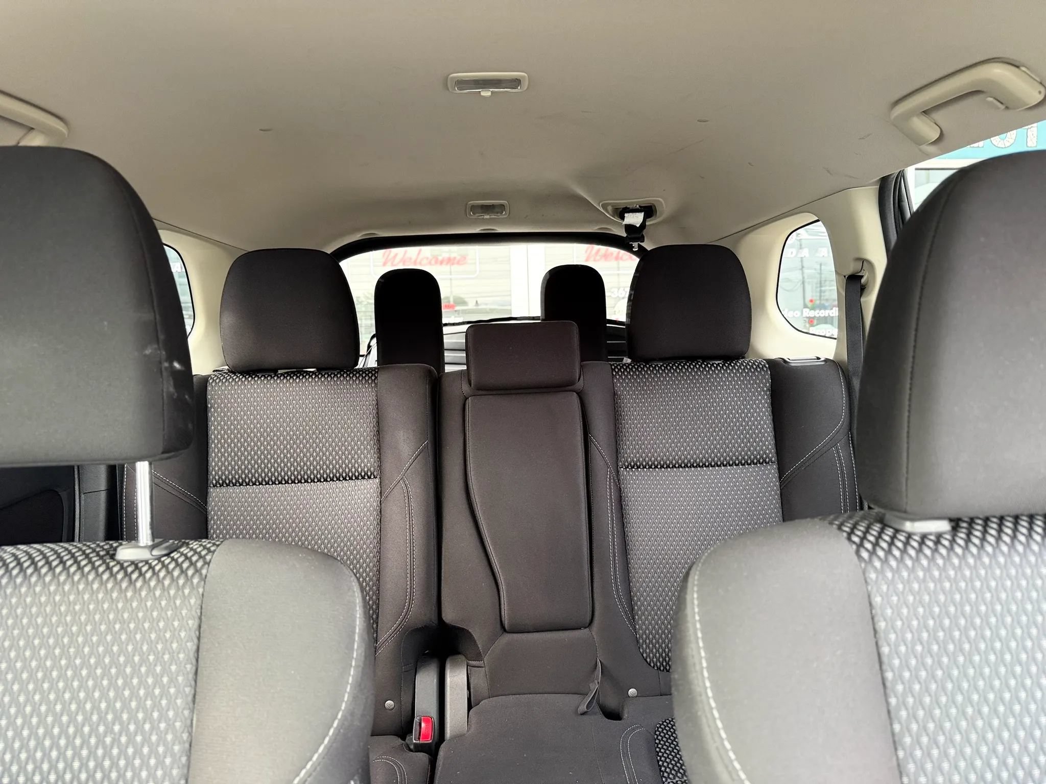 Used 2020 Mitsubishi Outlander ES FWD image 11