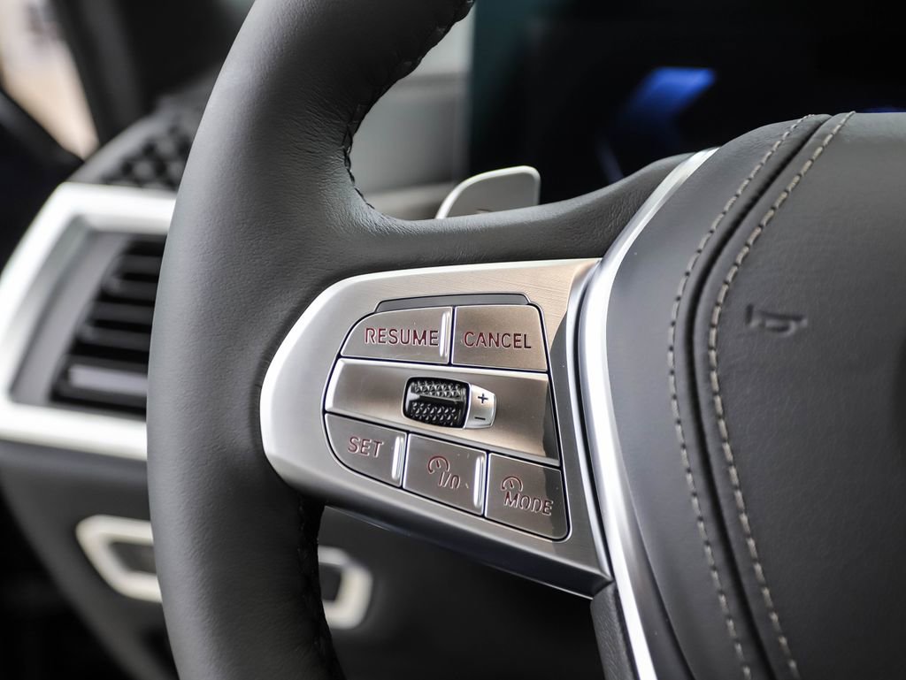 Used 2026 BMW X7 xDrive40i image 10