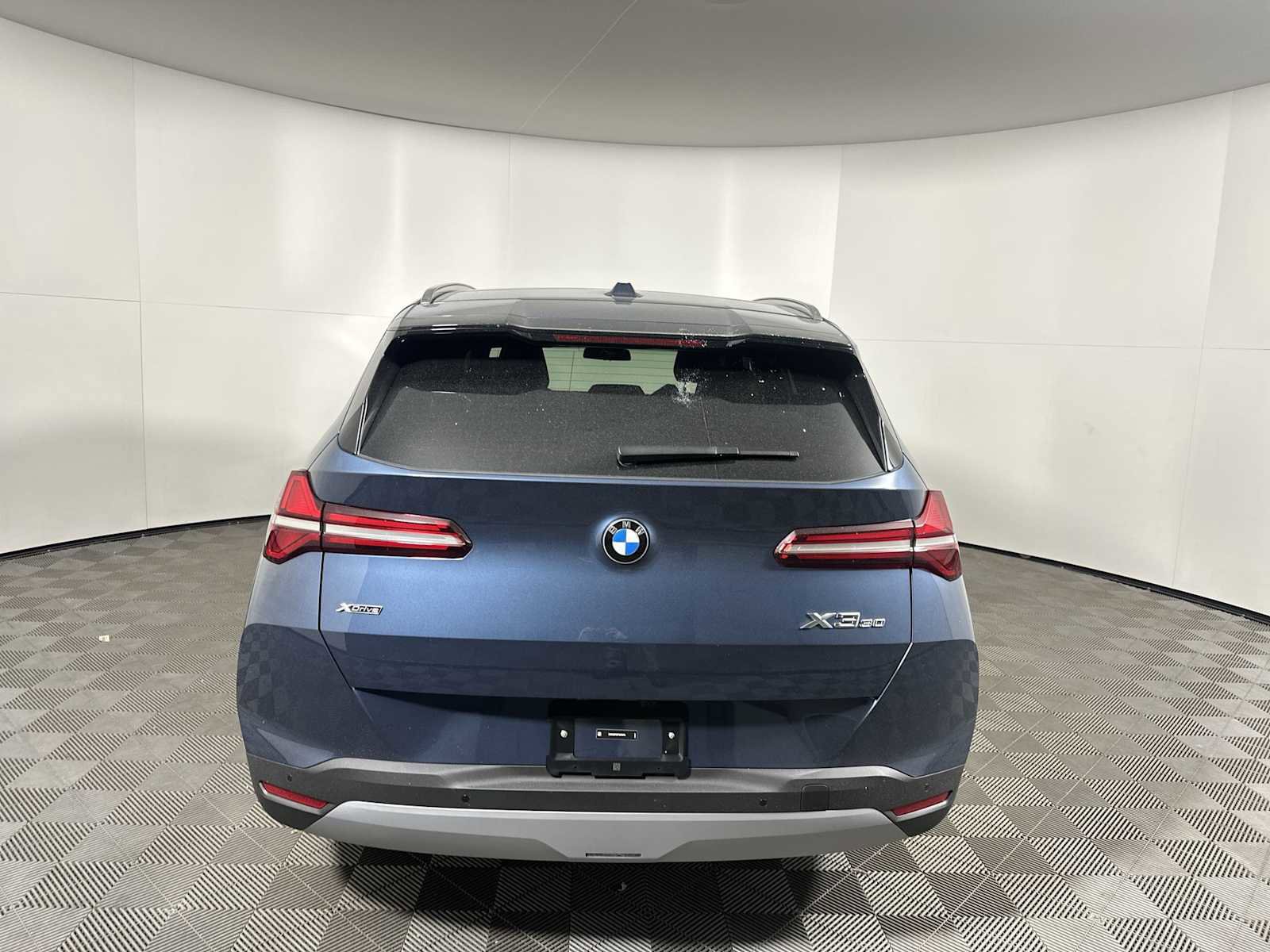 New 2026 BMW X3 xDrive30 w/ Premium Package image 2