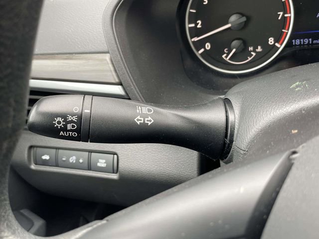 Used 2025 Nissan Altima 2.5 SV image 30