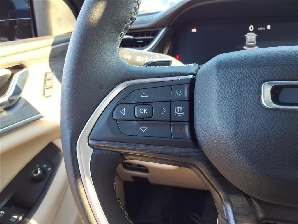 Certified 2024 Jeep Grand Cherokee L Limited w/ Luxury Tech Group II image 22