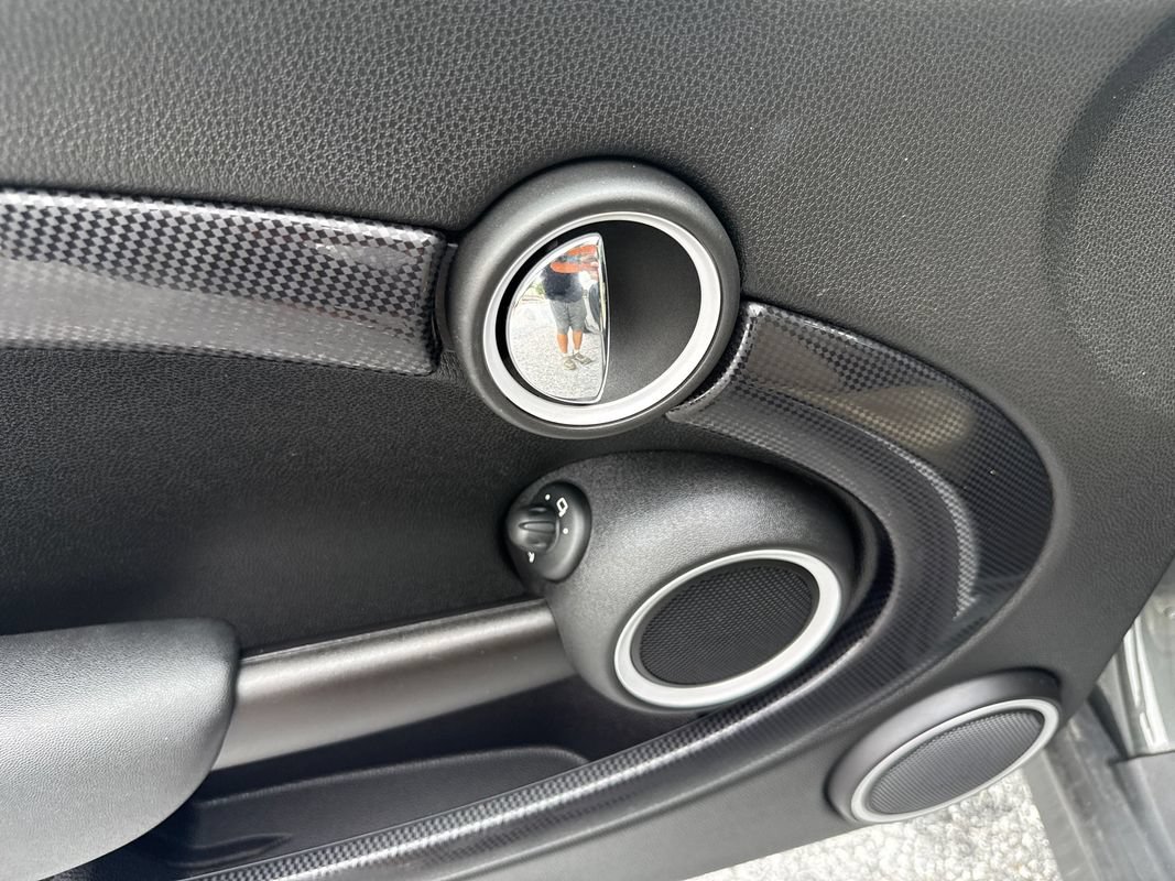 Used 2013 MINI Cooper S FWD image 16