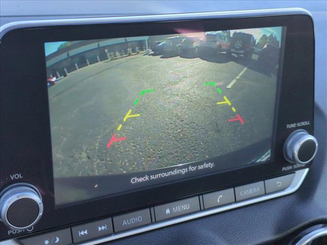 Used 2024 Nissan Sentra SV FWD image 13